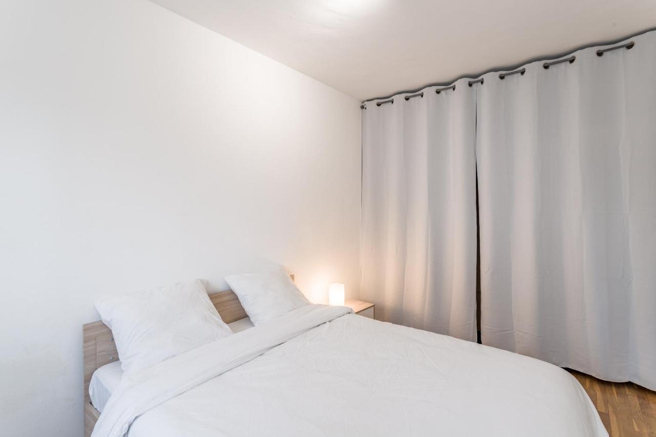 Saint-André-les-Vergers Spacieux Appartement - 6 Personnes - Parking Gratuit المظهر الخارجي الصورة