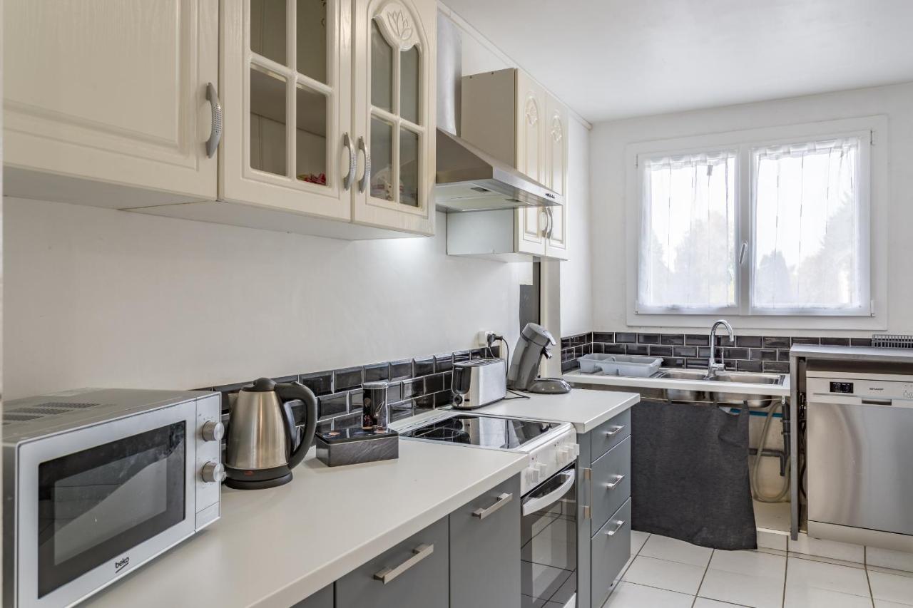 Saint-André-les-Vergers Spacieux Appartement - 6 Personnes - Parking Gratuit المظهر الخارجي الصورة